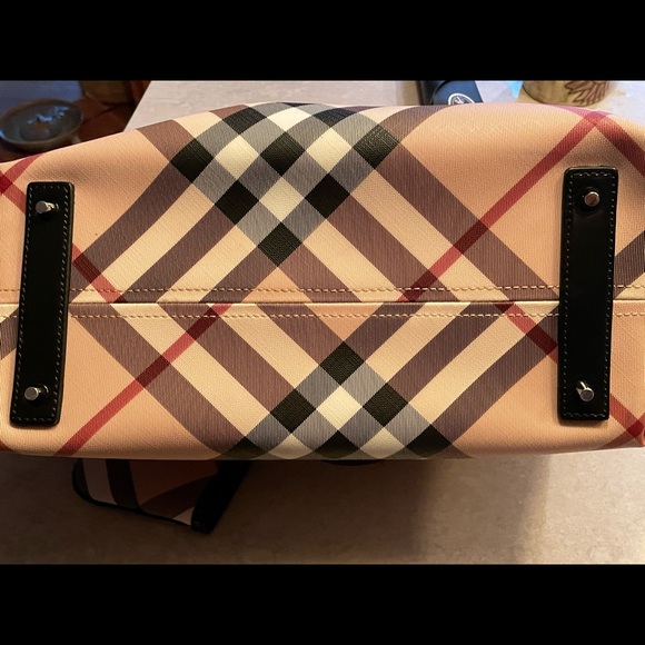 Burberry Nova Check Large Nickie Tote